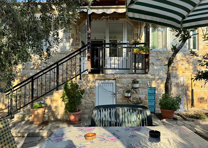 度假居 Marsendbion Prínos